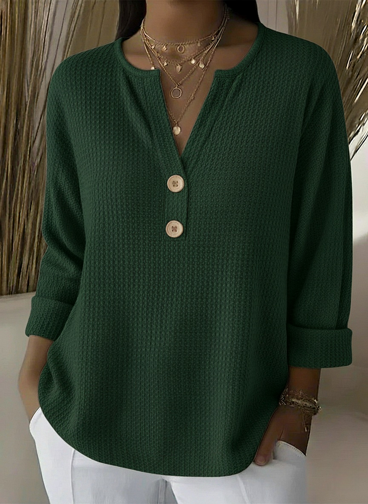 Lucie Gegolfd Henley T-shirt met Knopen