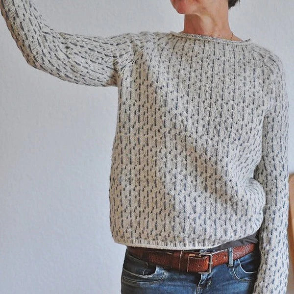 Victoria Elegant grey jumper
