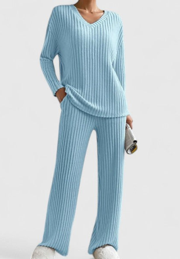 Aria Comfortable Set