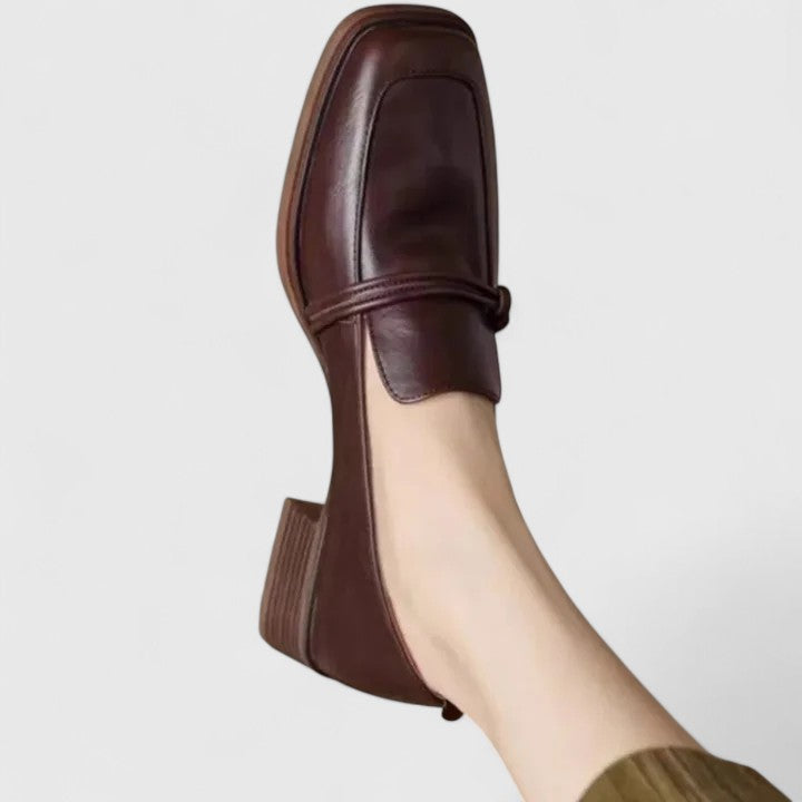Michèle Hoekige mocassins