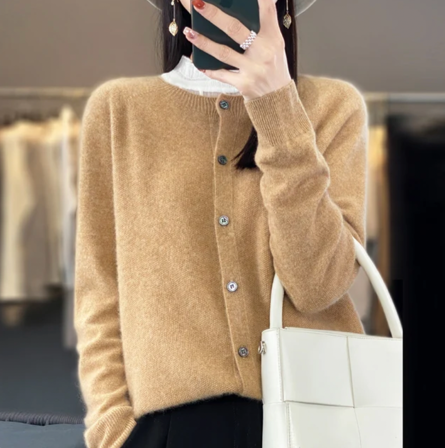 VIVIENNE I COSY KNITTED CARDIGAN