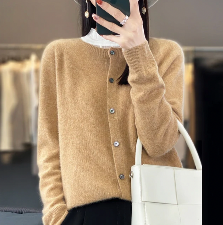 VIVIENNE I COSY KNITTED CARDIGAN