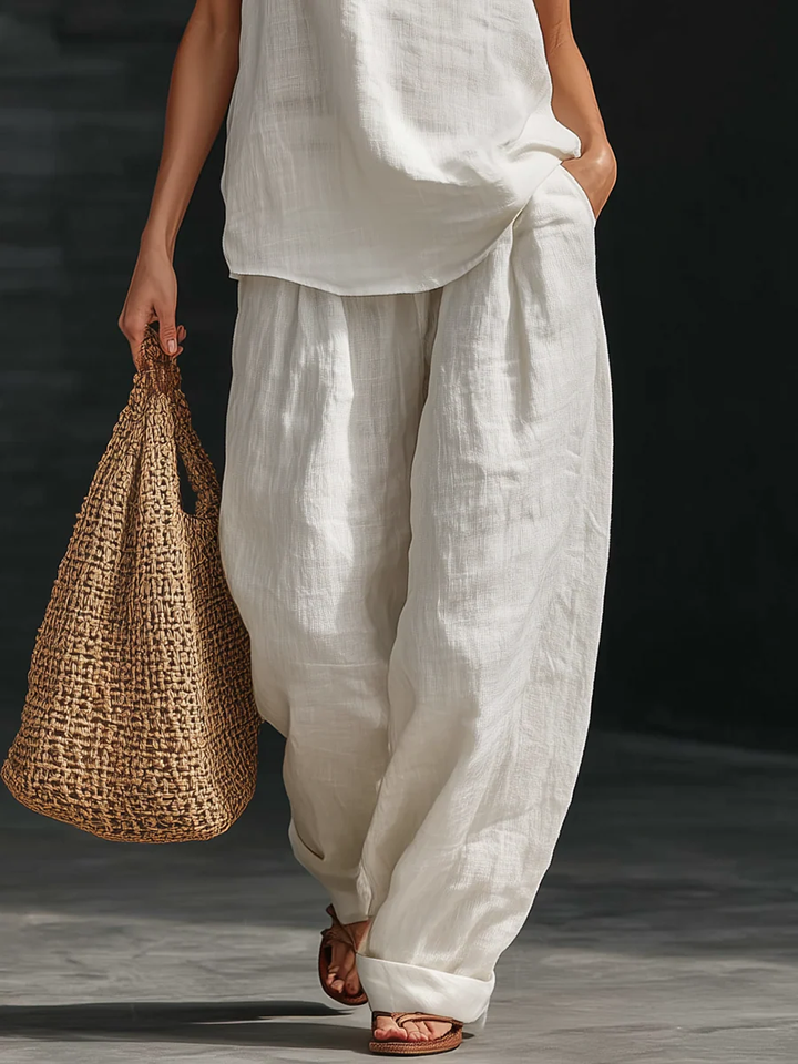 Eulalia Elegant Set with Wide-Leg Trousers