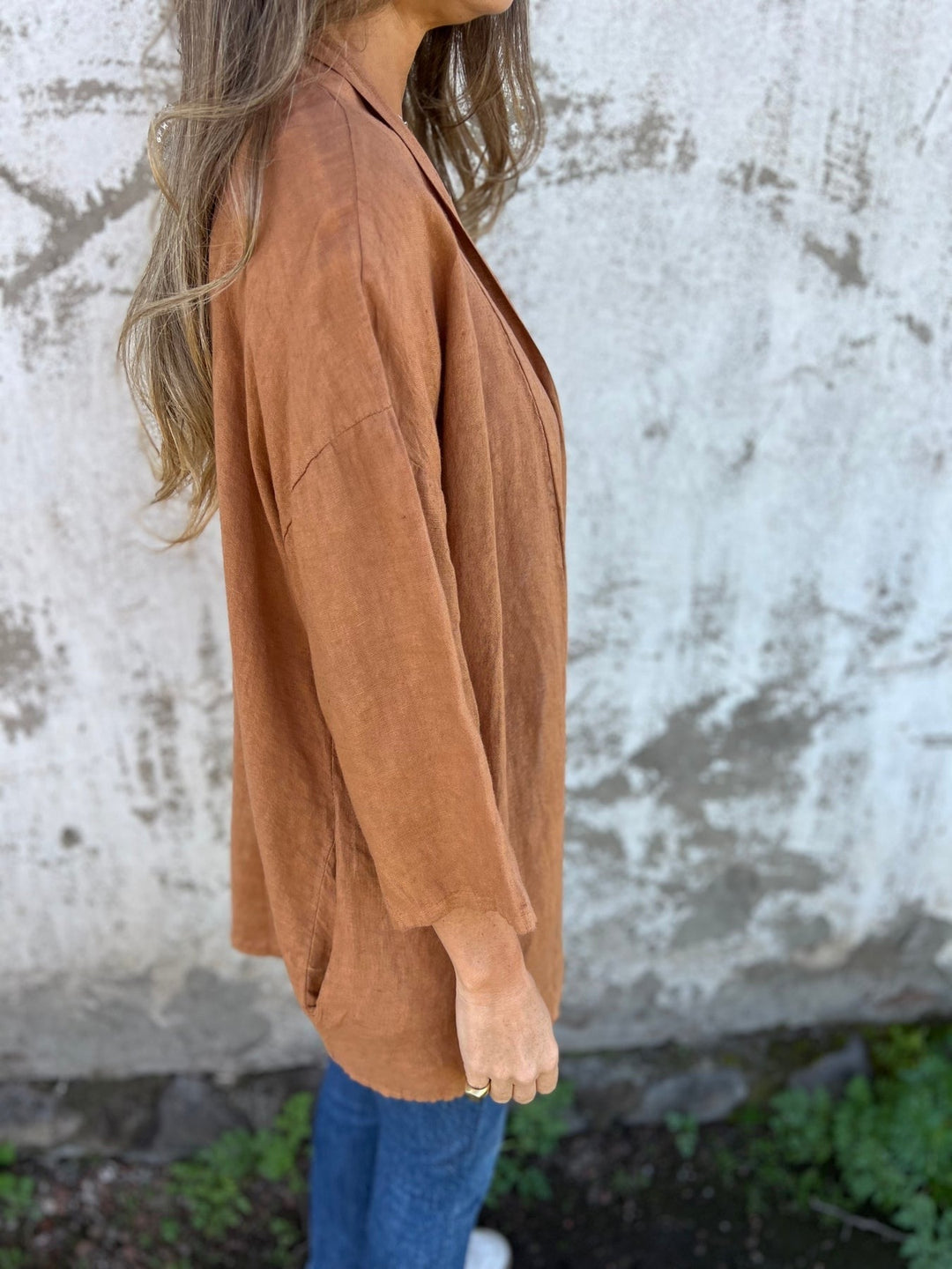 Linen I cardigan with ruffles